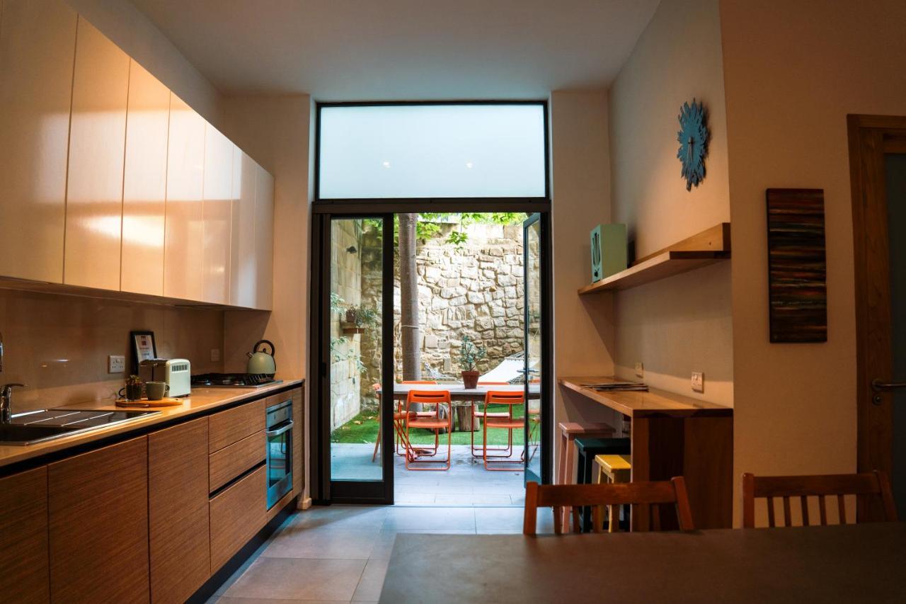 130, One Of A Kind - A Luxury Eclectic Home Tarxien Экстерьер фото